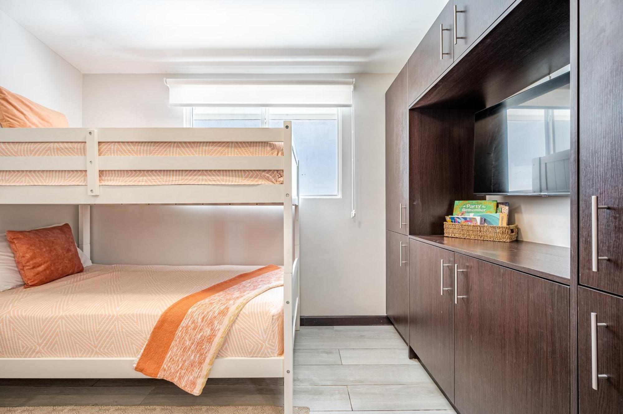The Point Apartment Playa Avellana Room photo